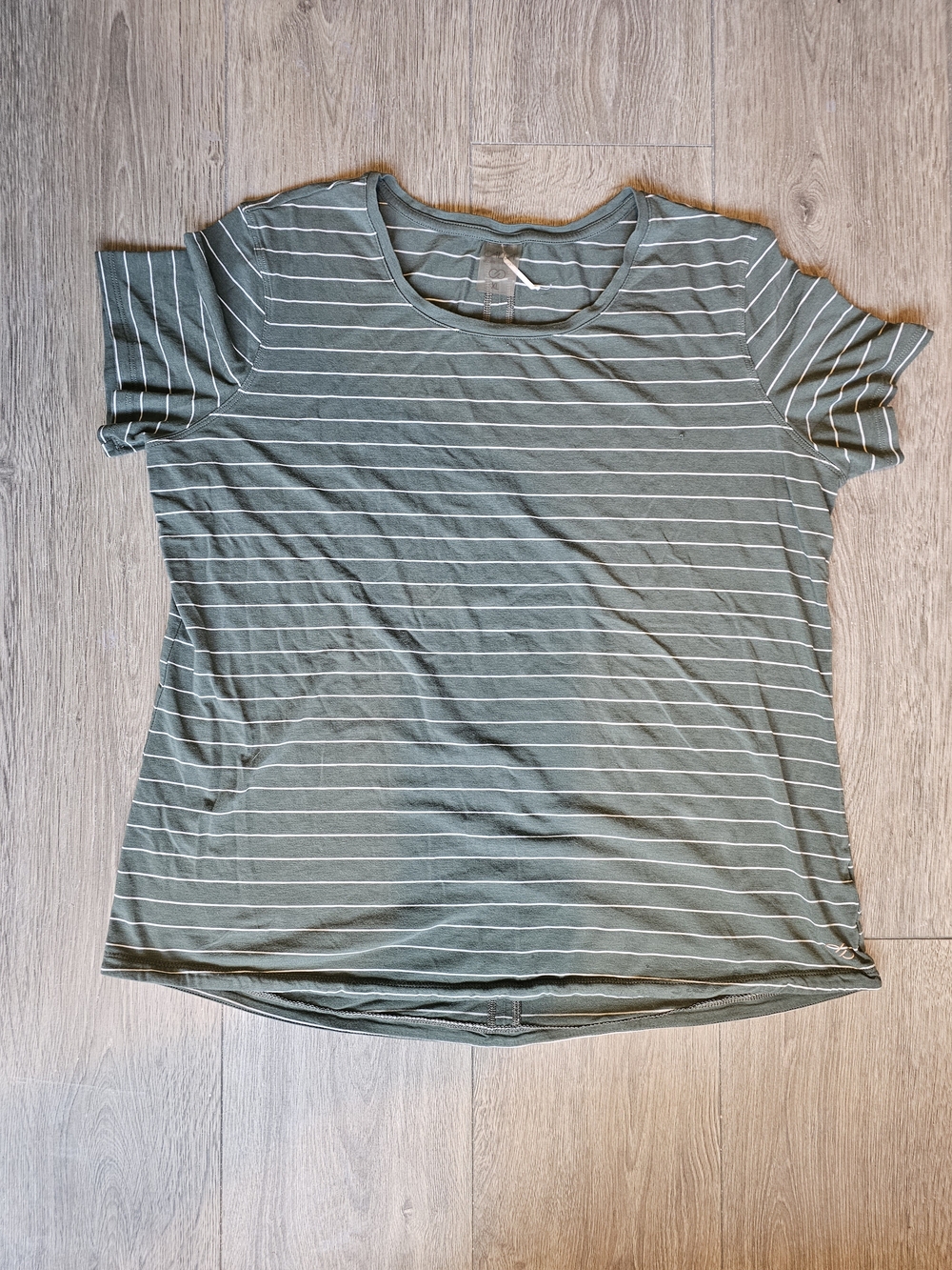 CALIA by Carrie Underwood Olive & White Striped Short Sleeve Tee